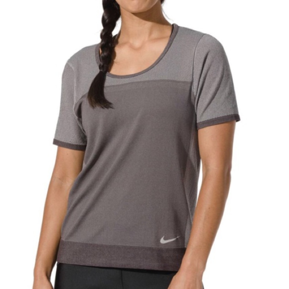 NWT Nike Dr-Fit short sleeve running top